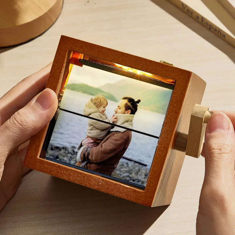 Cadre Flipbook Photo Personnalisé – Boîte Animation Mécanique à Manivelle avec Lumière